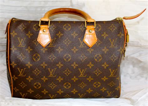 louis vuitton bauletto speedy 30 prezzo|louis vuitton bandouiller 30.